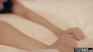 Schmutzige junge Stieftochter Whitney Wright ist ein naughty lil slut für