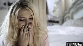 Padrastro bustos partido joven chica adolescente hijastra después de estar fuera toda la noche