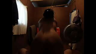 Моето момиче гори, фен!