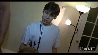 Nagtuis spectacled guy naghupot kamot