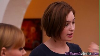 Mart jilgħaq lesbjani