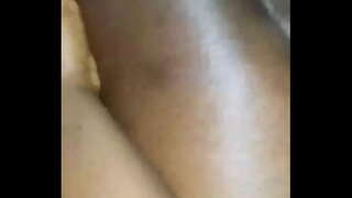 Bust sa usa ka Nutt sa iyang asshole