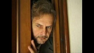 בלאָנדע לאַוראַ קאָנטי געץ אַ מאָדנע מילף