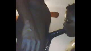 Walay bisan unsa nga sama sa usa ka puta nga gugma nga magasuyop dick