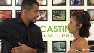 Stirring ہے کسی نہ کسی طرح جنس کے ساتھ جڑنا