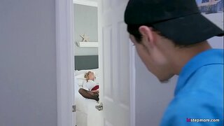 ���ುಲ್ಲಿನ ಮಹಿಮೆ stepmommy