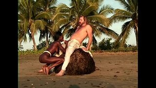 Metro - ġisem kollu tagħha Fil-Pardise - xena 1 - estratt 2