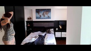 אשתי, כשאני הולך לעבודה