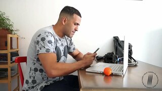 Вони пишуть! ep 6 : Ноги на дорозі!